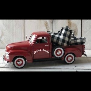 Meet your Posher, Denise